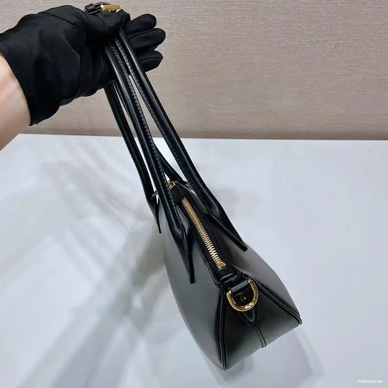 Fashionrepsfam ru 2404YA0062 Bags Prada 0713